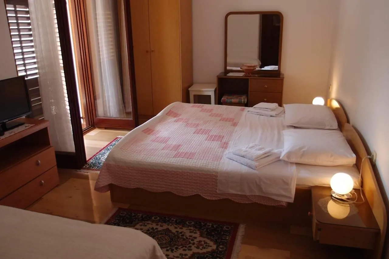 Villa Lina Ičići Konukevi
